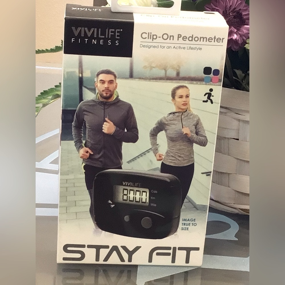 New!! Vivilife Clip-on Pedometer